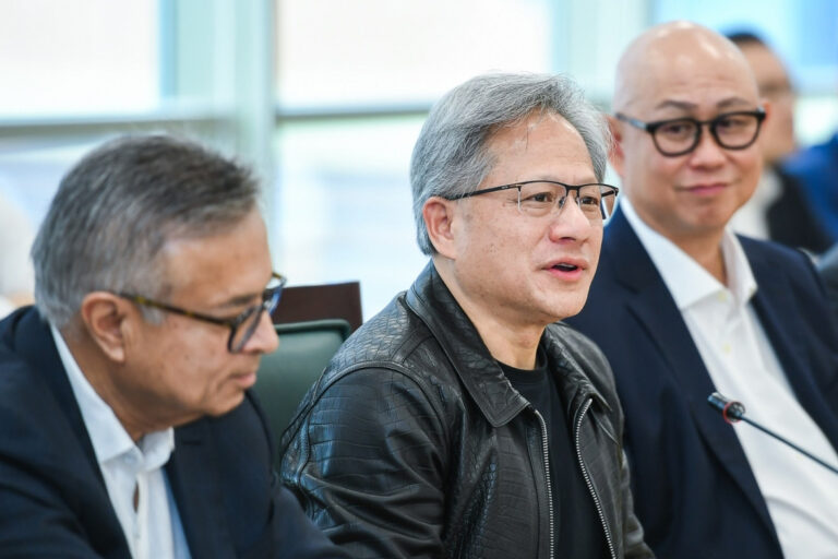 Jensen Huang - CEO tập đoàn NVIDIA cam kết biến Việt Nam thành “quê hương thứ hai” của Nvidia
